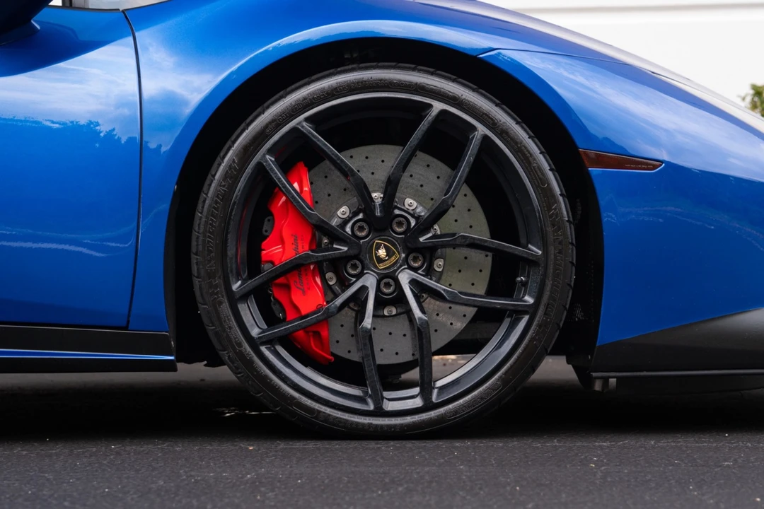 2015 Lamborghini Huracan LP610-4 - Image 9 of 31