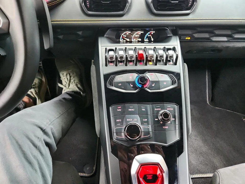 2015 Lamborghini Huracan LP610-4 - Image 19 of 31