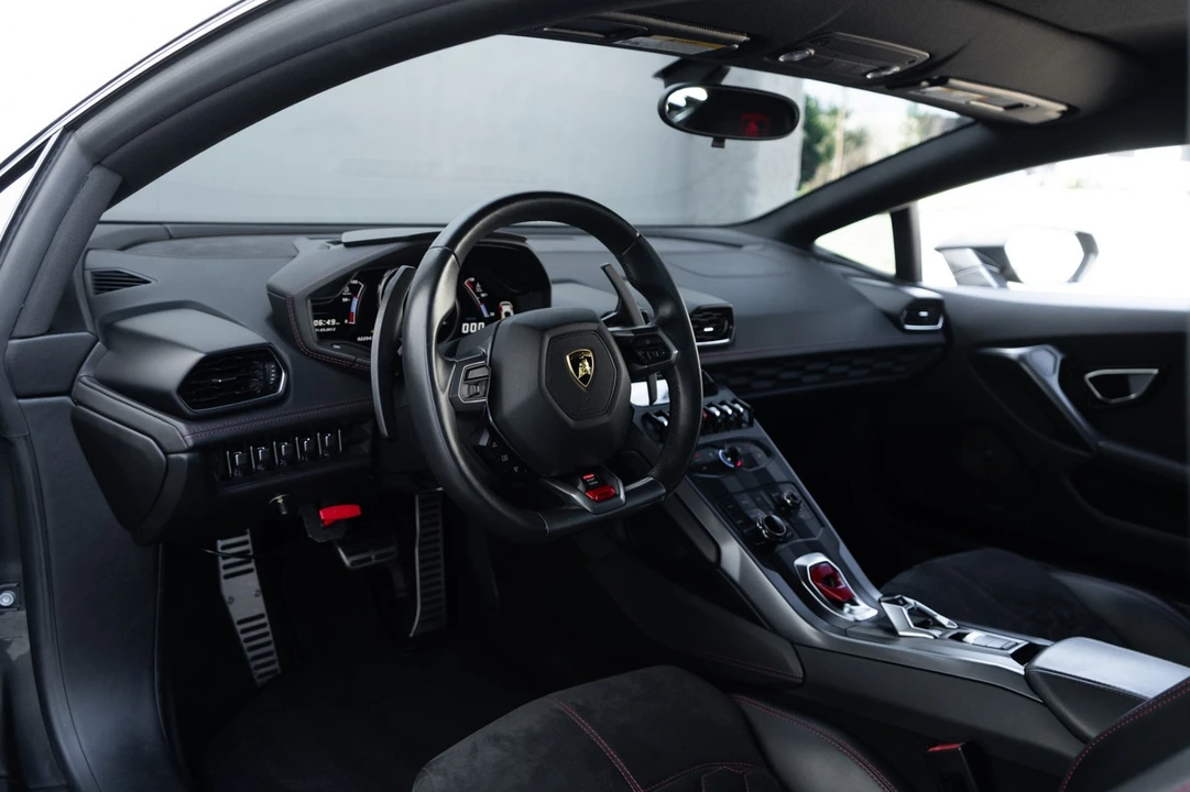 2015 Lamborghini Huracan LP610-4 - Image 5 of 21
