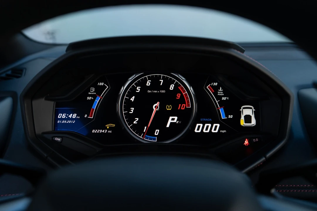 2015 Lamborghini Huracan LP610-4 - Image 11 of 21