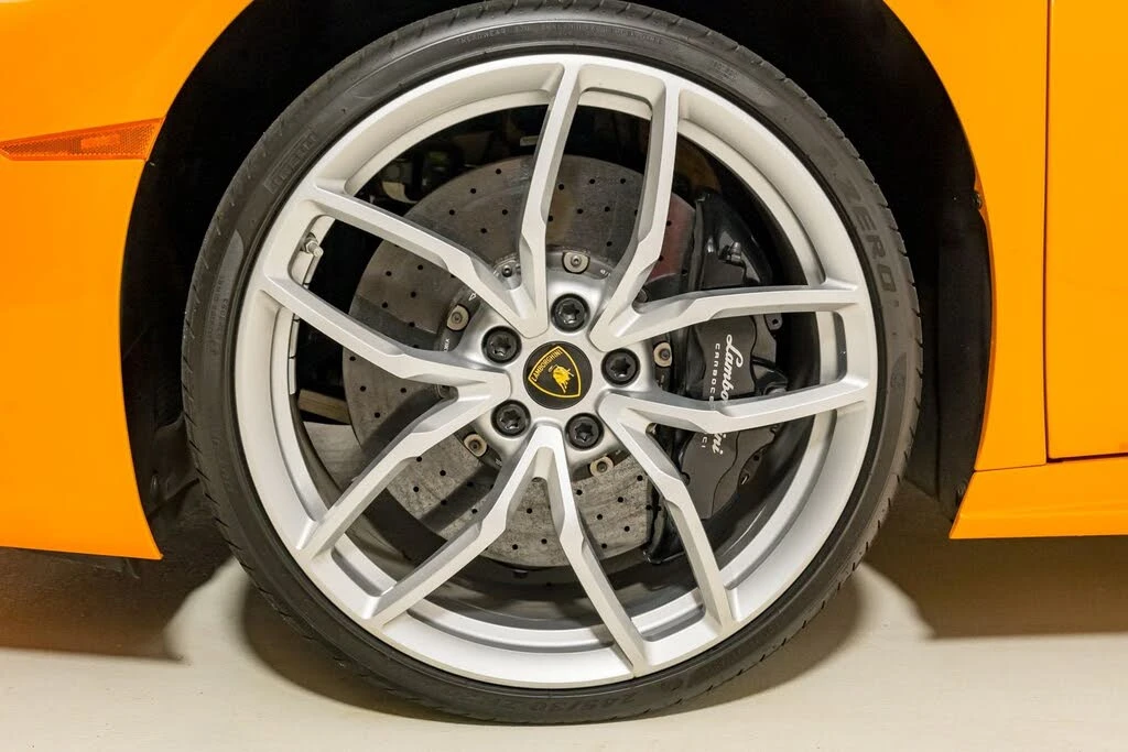 2015 Lamborghini Huracan LP610-4 - Image 12 of 31