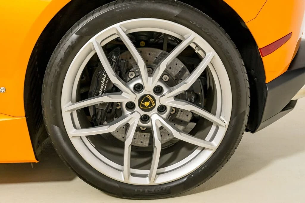2015 Lamborghini Huracan LP610-4 - Image 13 of 31