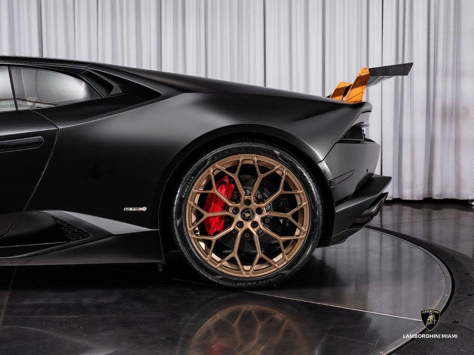2015 Lamborghini Huracan LP610-4 - Image 9 of 31