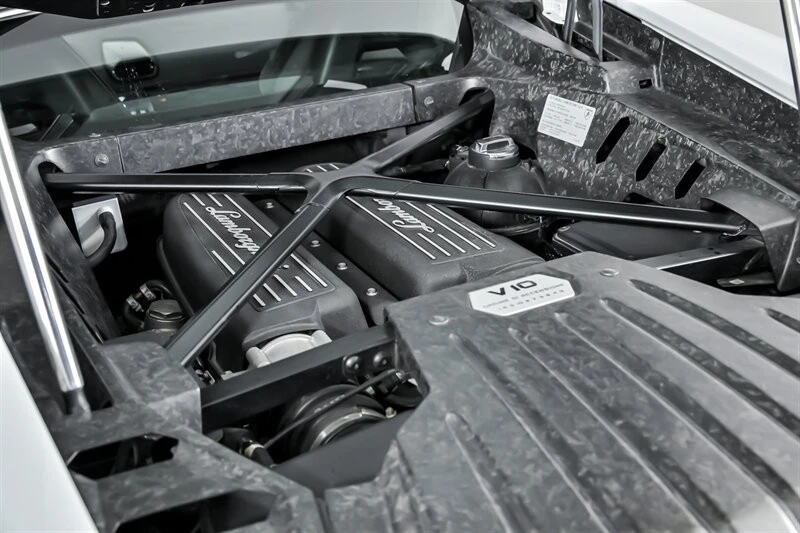 2015 Lamborghini Huracan LP610-4 - Image 16 of 21