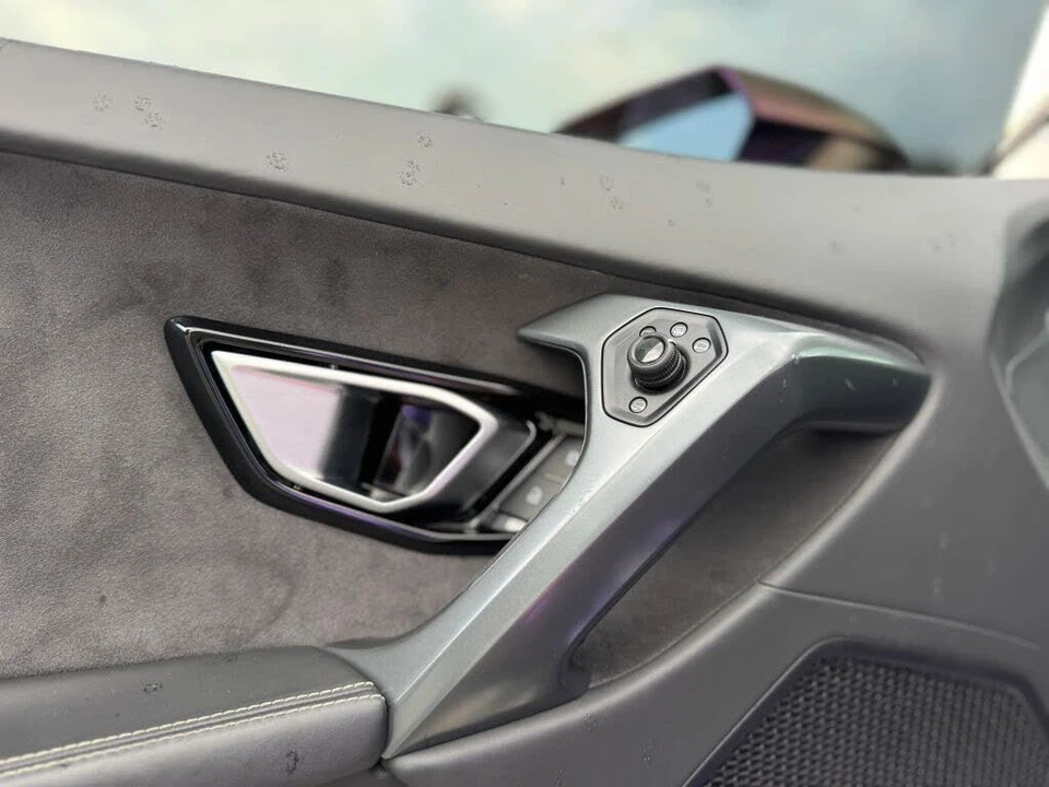 2015 Lamborghini Huracan LP610-4 - Image 19 of 31