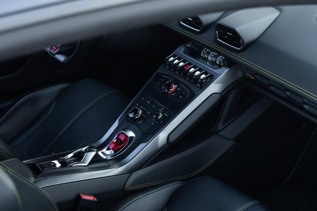 2015 Lamborghini Huracan LP610-4 - Image 17 of 21