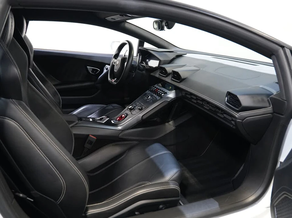 2015 Lamborghini Huracan LP610-4 - Image 30 of 31