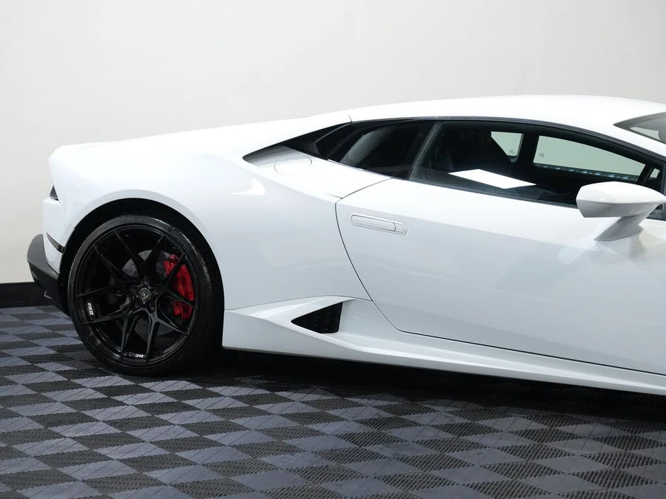 2015 Lamborghini Huracan LP610-4 - Image 13 of 31