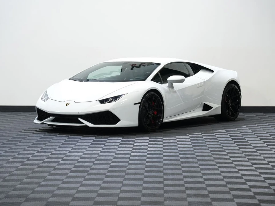 2015 Lamborghini Huracan LP610-4 - Image 3 of 31