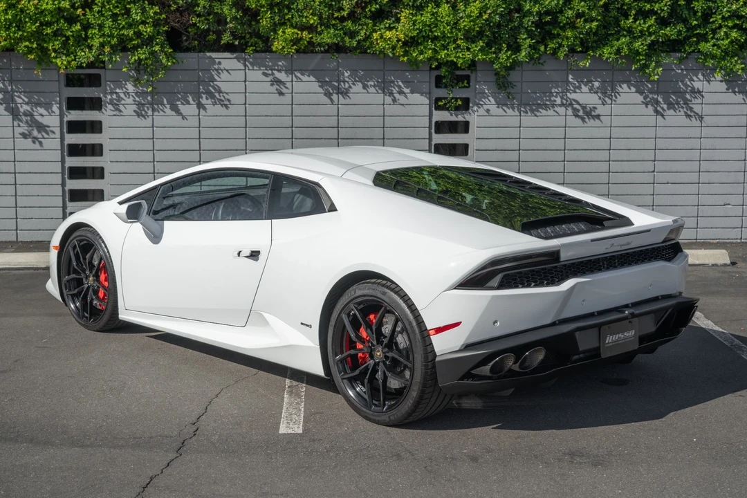 2015 Lamborghini Huracan LP610-4 - Image 3 of 12