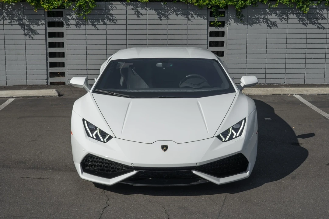 2015 Lamborghini Huracan LP610-4 - Image 2 of 12