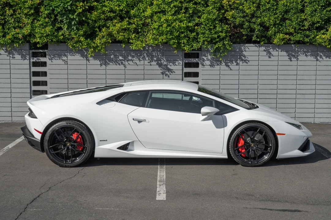 2015 Lamborghini Huracan LP610-4 - Image 8 of 12