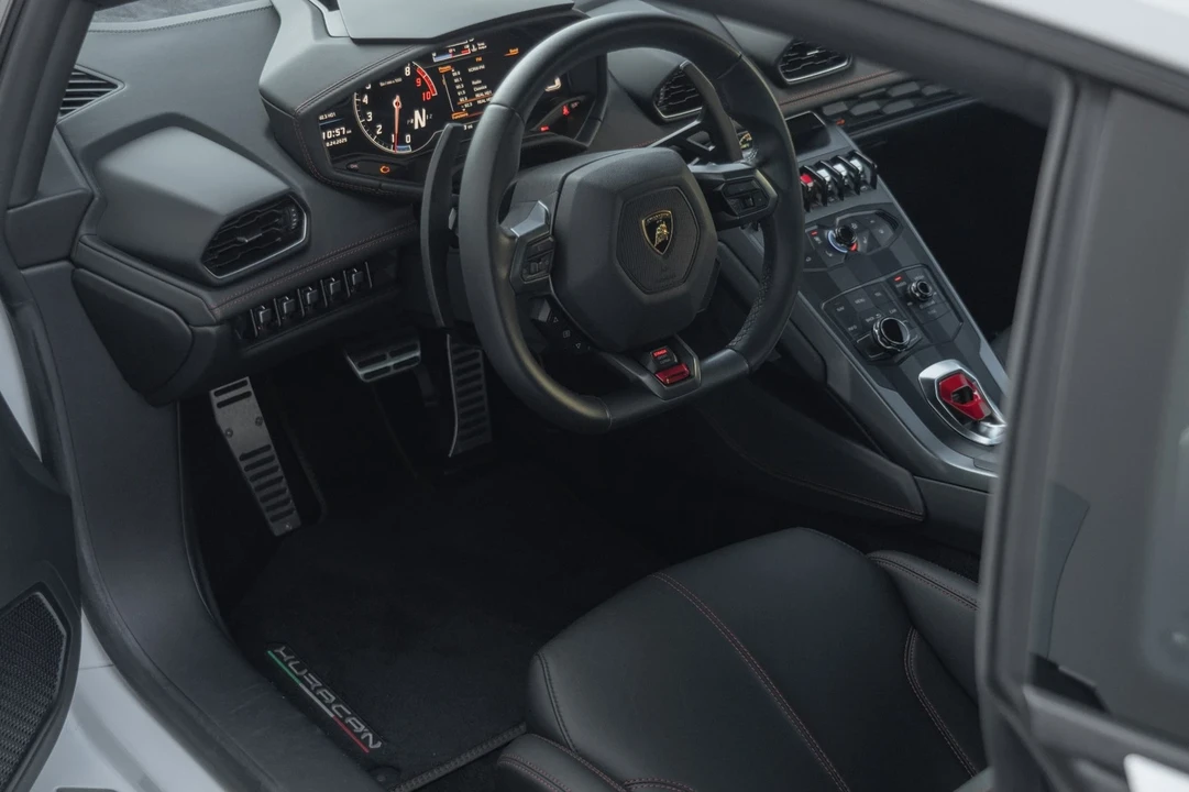 2015 Lamborghini Huracan LP610-4 - Image 5 of 12