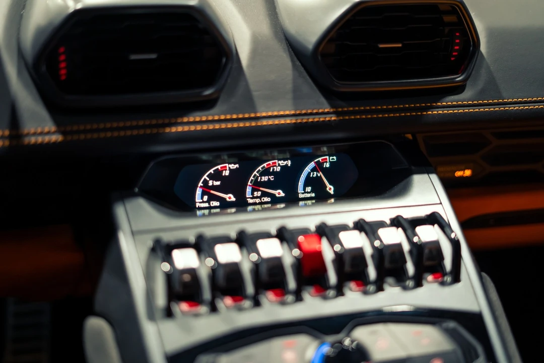 2015 Lamborghini Huracan LP610-4 - Image 14 of 31