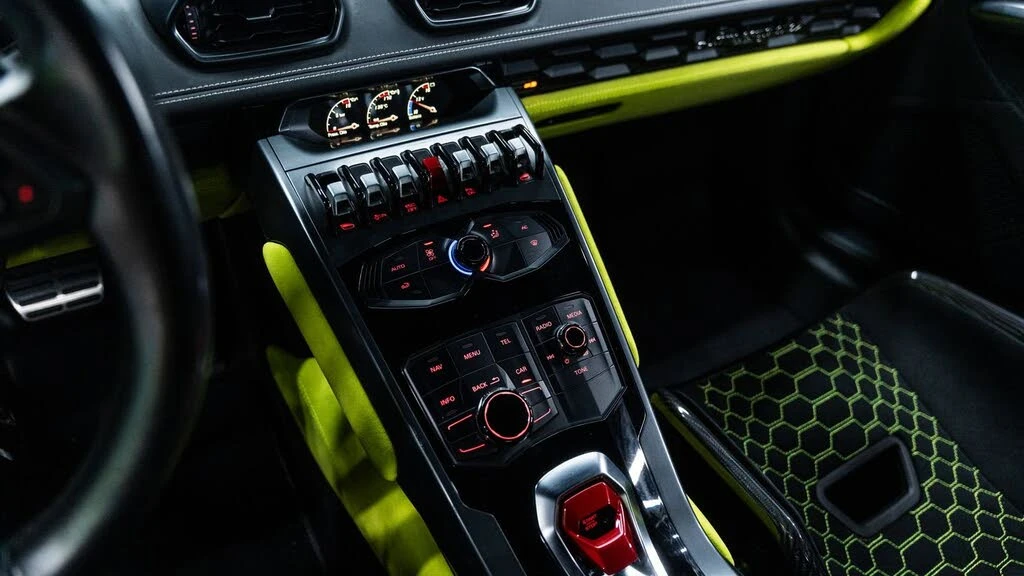 2015 Lamborghini Huracan LP610-4 - Image 28 of 31