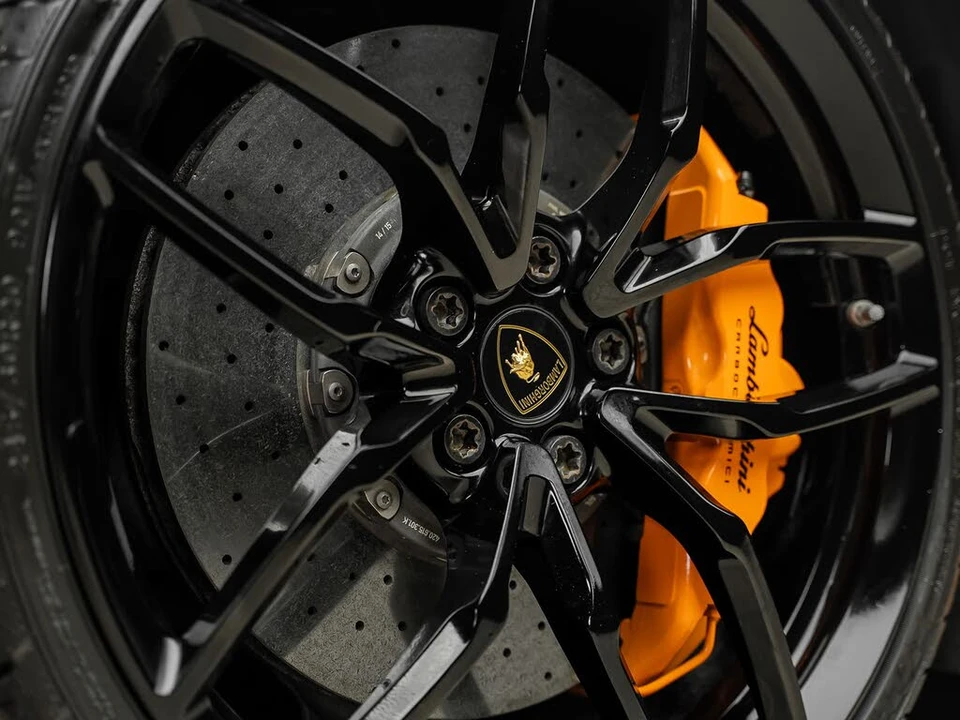 2015 Lamborghini Huracan LP610-4 - Image 25 of 31