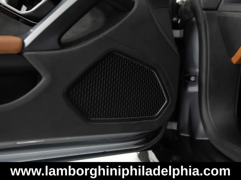2015 Lamborghini Huracan LP610-4 - Image 13 of 31