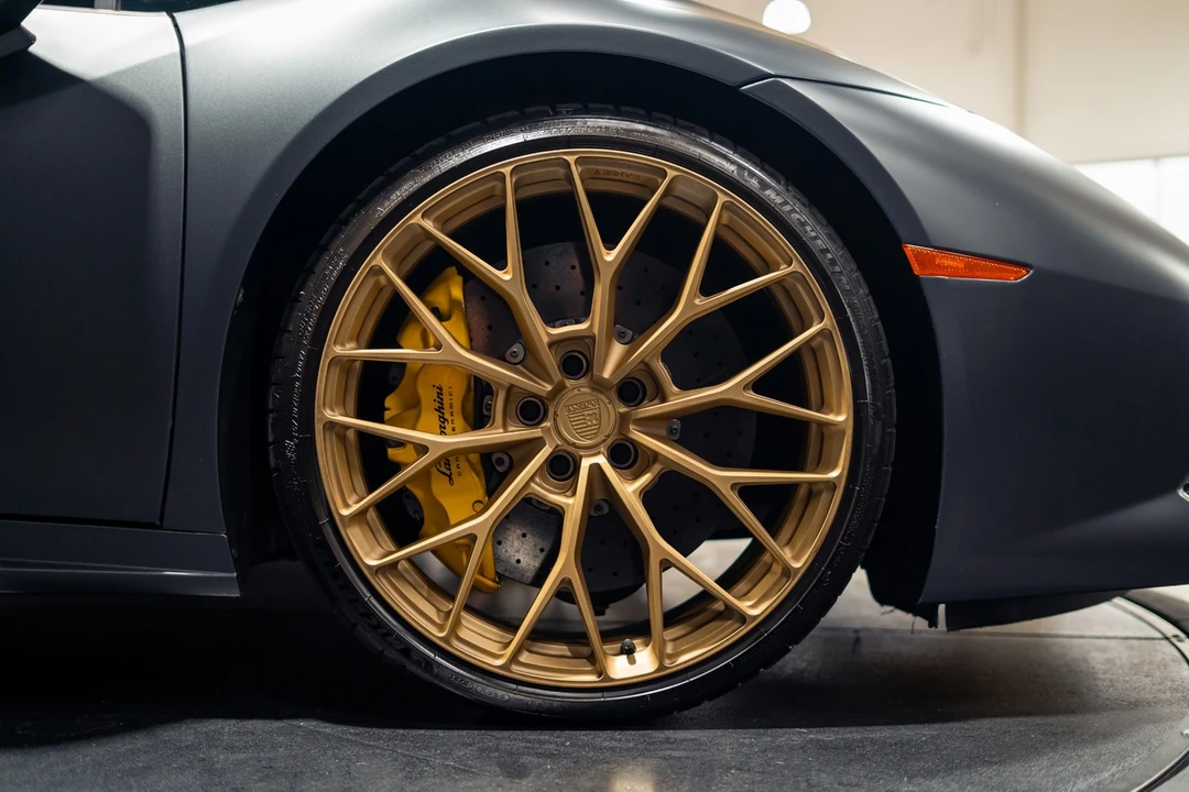 2015 Lamborghini Huracan LP610-4 - Image 3 of 31