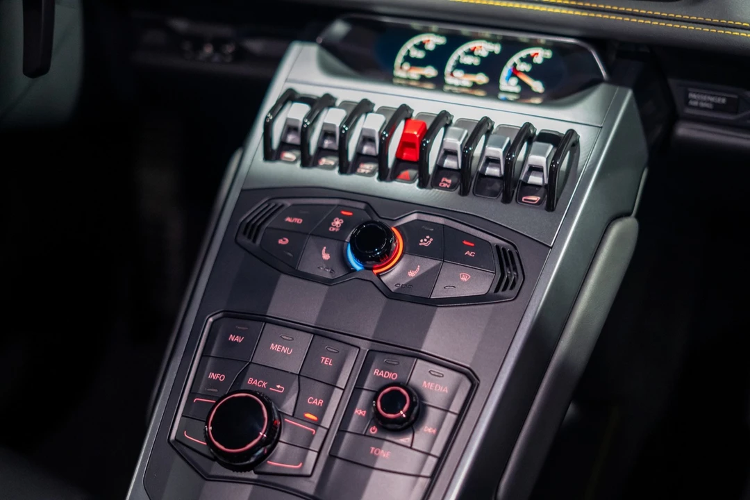 2015 Lamborghini Huracan LP610-4 - Image 20 of 31