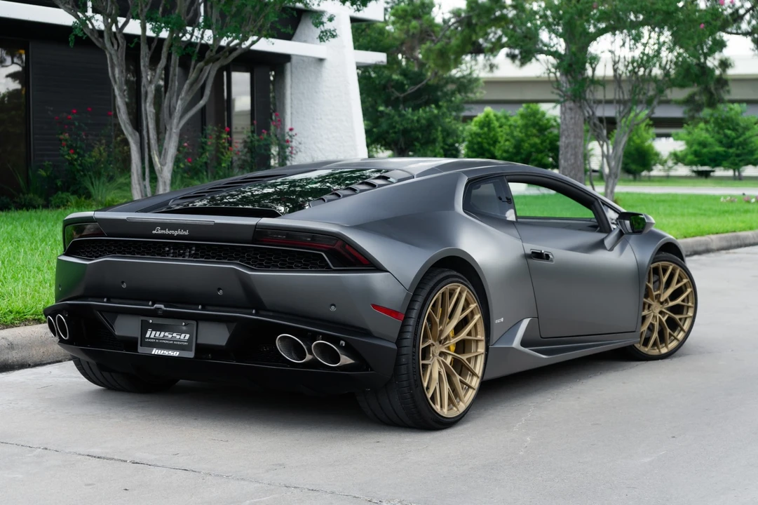 2015 Lamborghini Huracan LP610-4 - Image 2 of 31