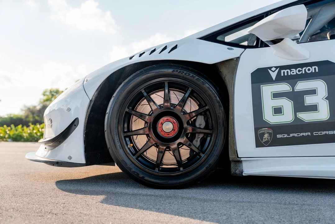 2015 Lamborghini Huracan LP610-4 - Image 27 of 31