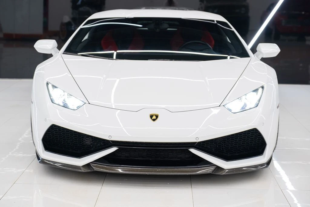 2015 Lamborghini Huracan - Image 2 of 31
