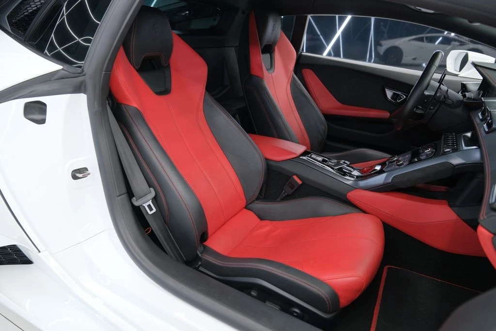 2015 Lamborghini Huracan - Image 23 of 31
