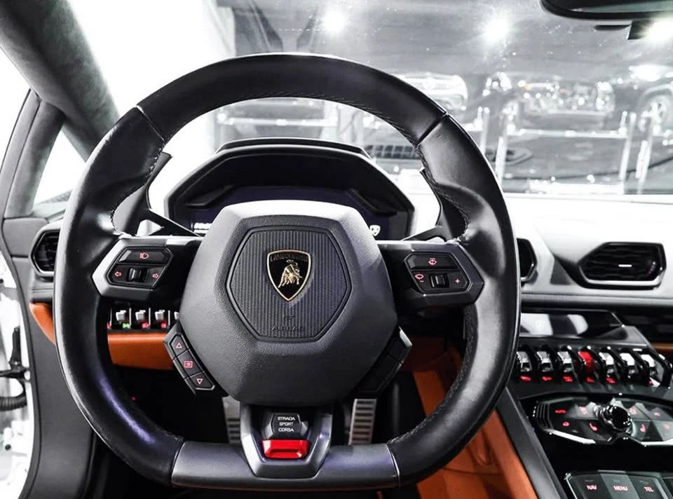 2015 Lamborghini Huracan LP610-4 - Image 10 of 10