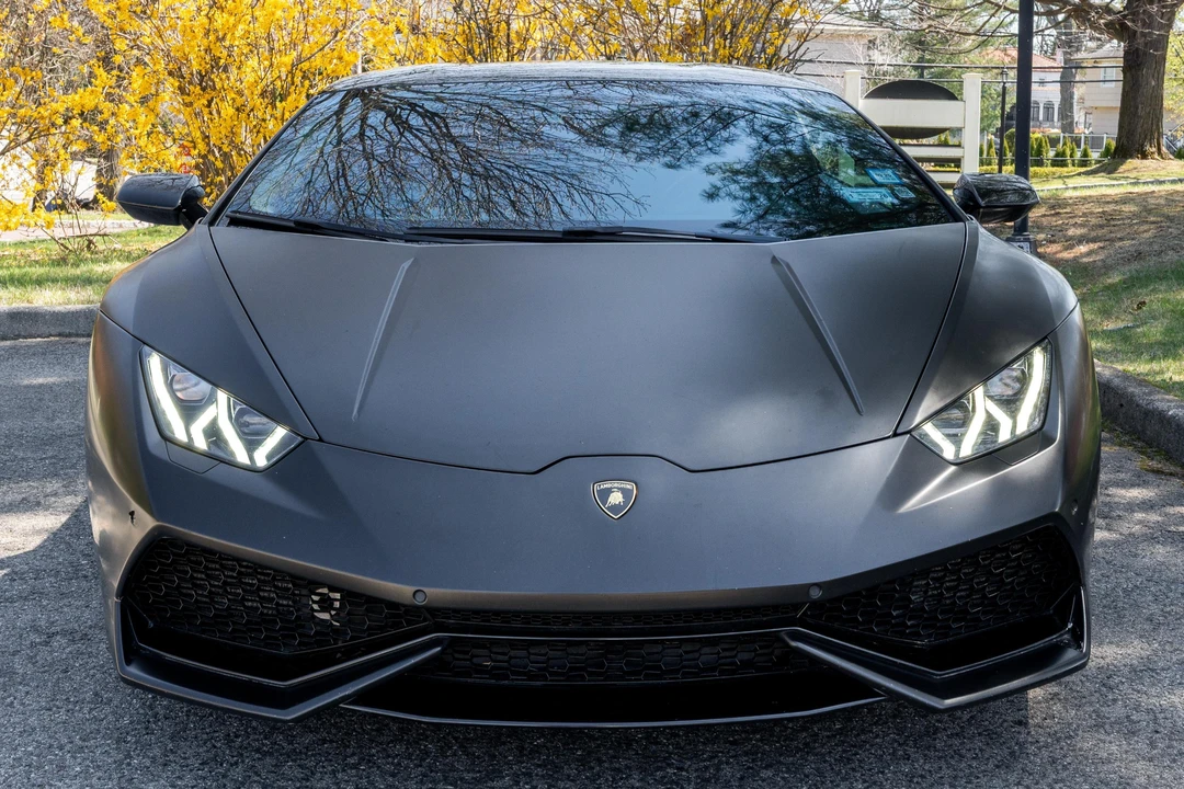 2015 Lamborghini Huracan LP610-4 - Image 2 of 31