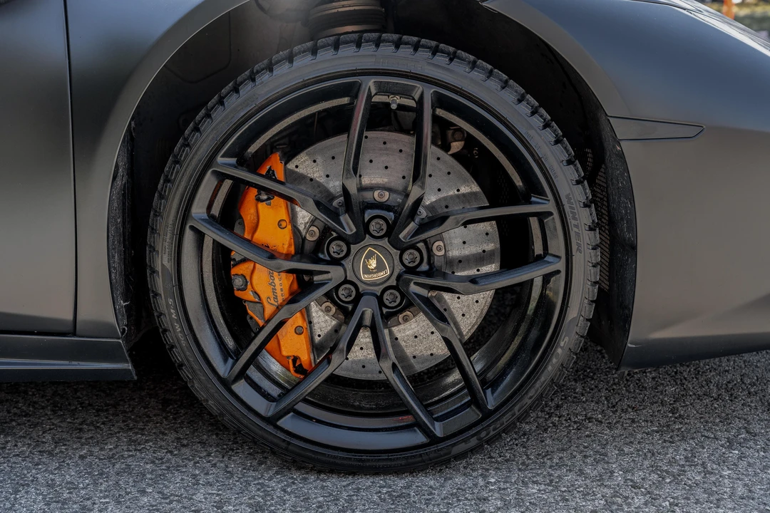 2015 Lamborghini Huracan LP610-4 - Image 28 of 31