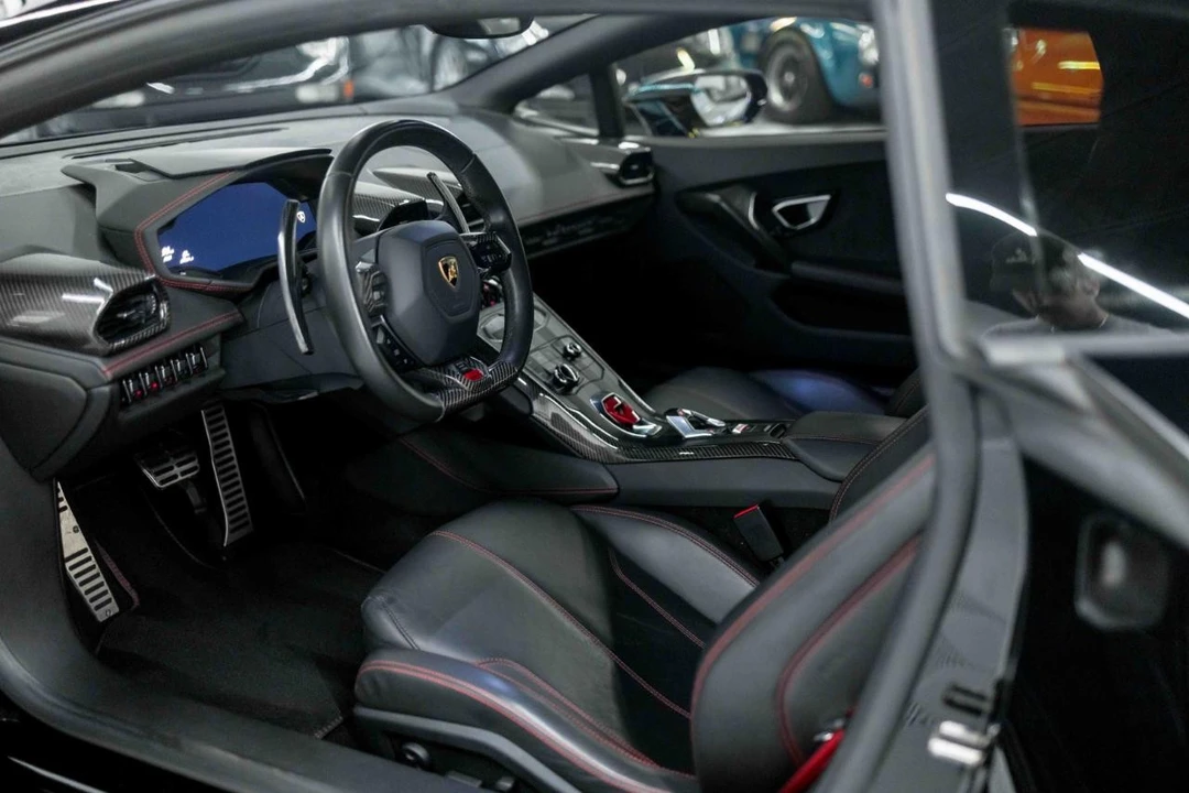2015 Lamborghini Huracan LP610-4 - Image 2 of 21