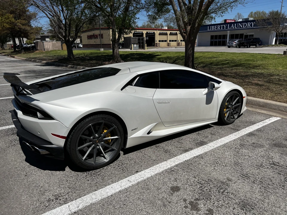 2015 Lamborghini Huracan LP610-4 - Image 10 of 31