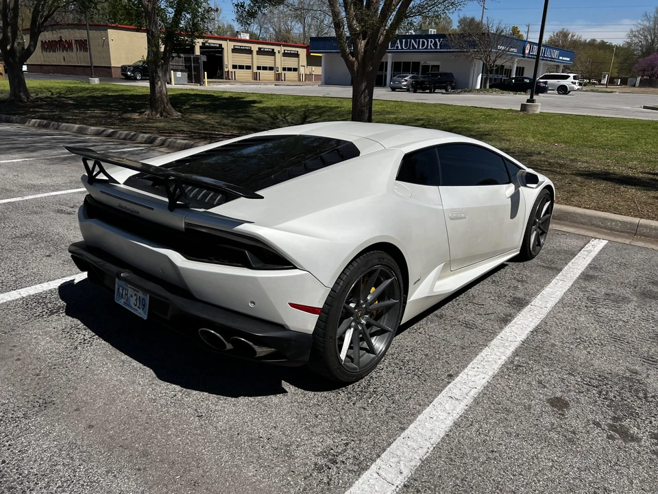 2015 Lamborghini Huracan LP610-4 - Image 9 of 31