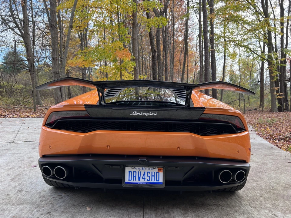 2015 Lamborghini Huracan LP610-4 - Image 9 of 31