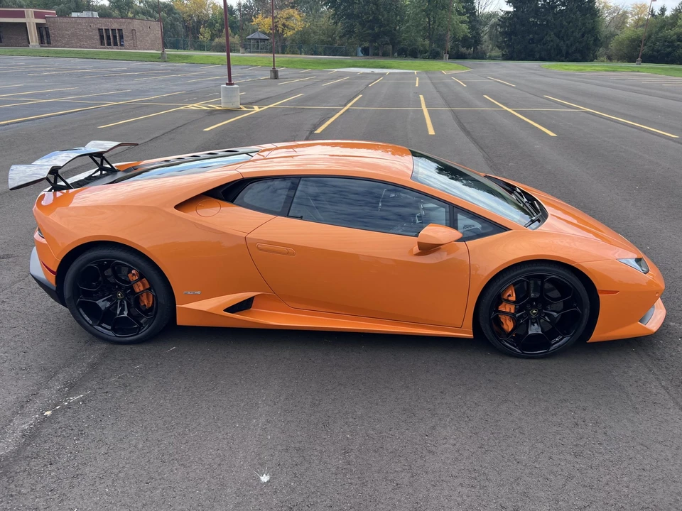 2015 Lamborghini Huracan LP610-4 - Image 9 of 31