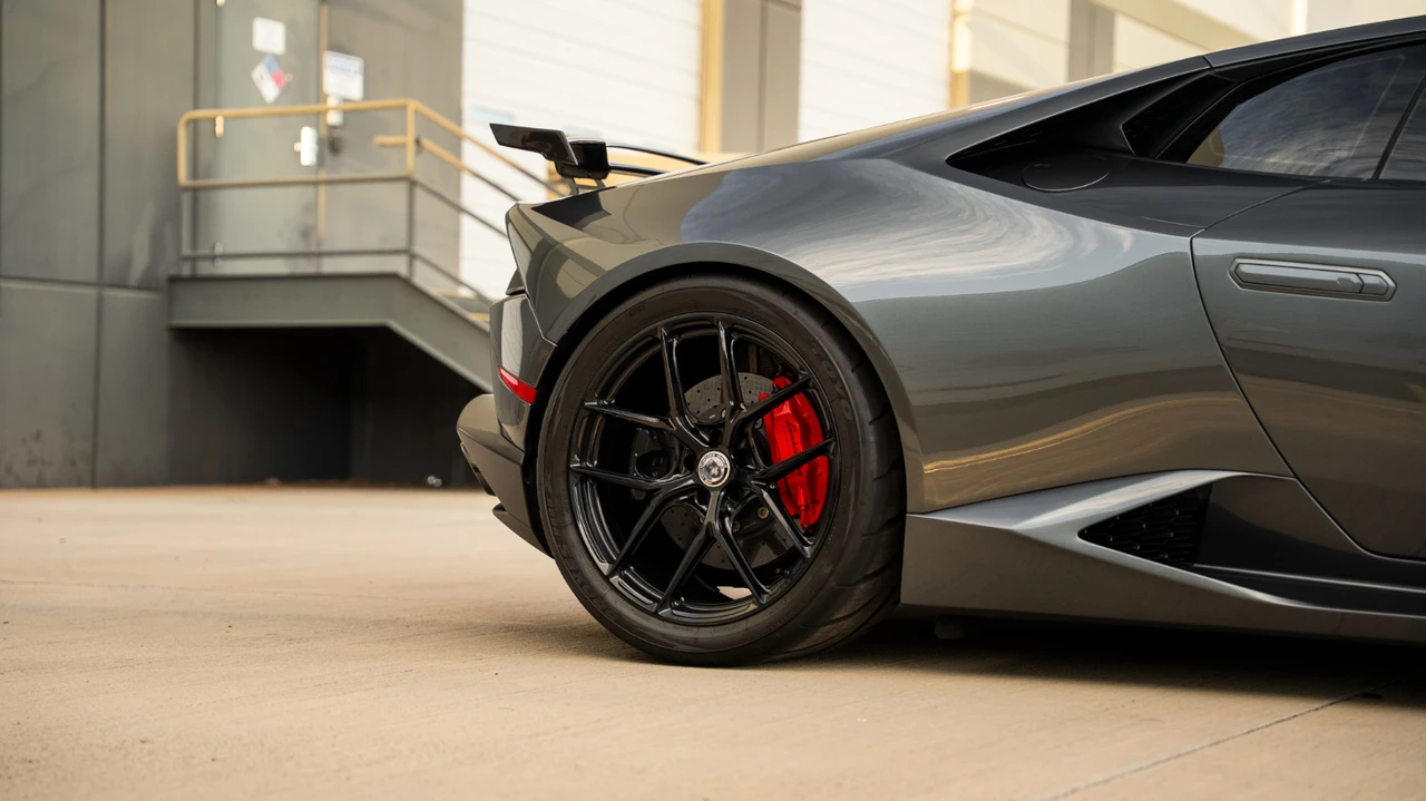 2015 Lamborghini Huracan LP610-4 - Image 20 of 31