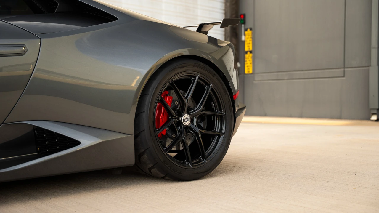 2015 Lamborghini Huracan LP610-4 - Image 16 of 31
