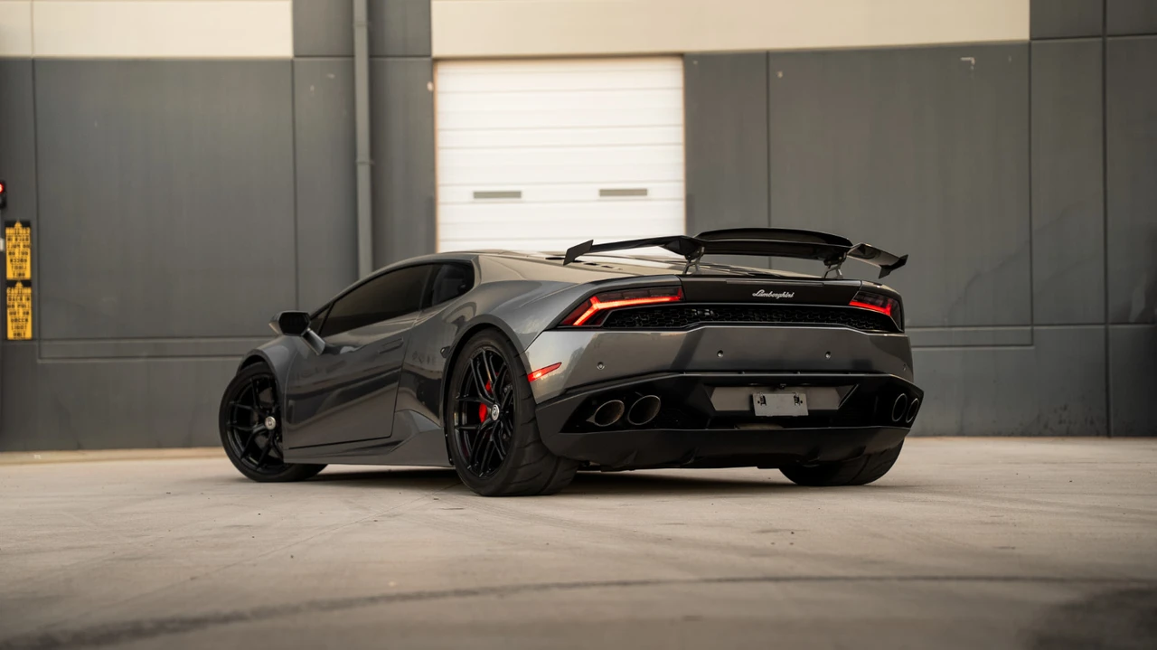 2015 Lamborghini Huracan LP610-4 - Image 3 of 31
