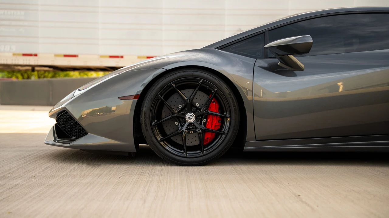 2015 Lamborghini Huracan LP610-4 - Image 14 of 31
