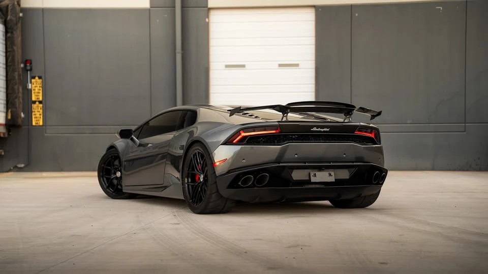 2015 Lamborghini Huracan LP610-4 - Image 2 of 20