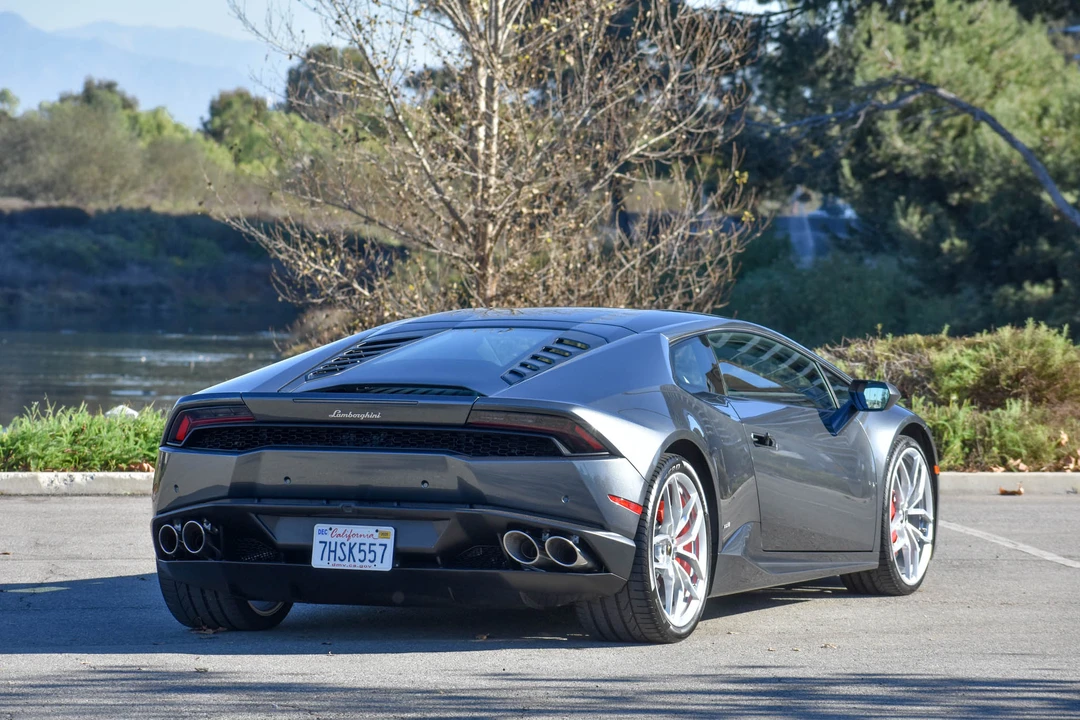 2015 Lamborghini Huracan LP610-4 - Image 10 of 31