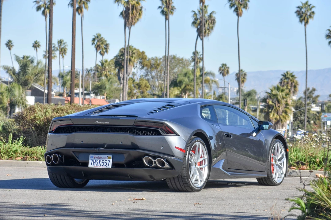 2015 Lamborghini Huracan LP610-4 - Image 6 of 31