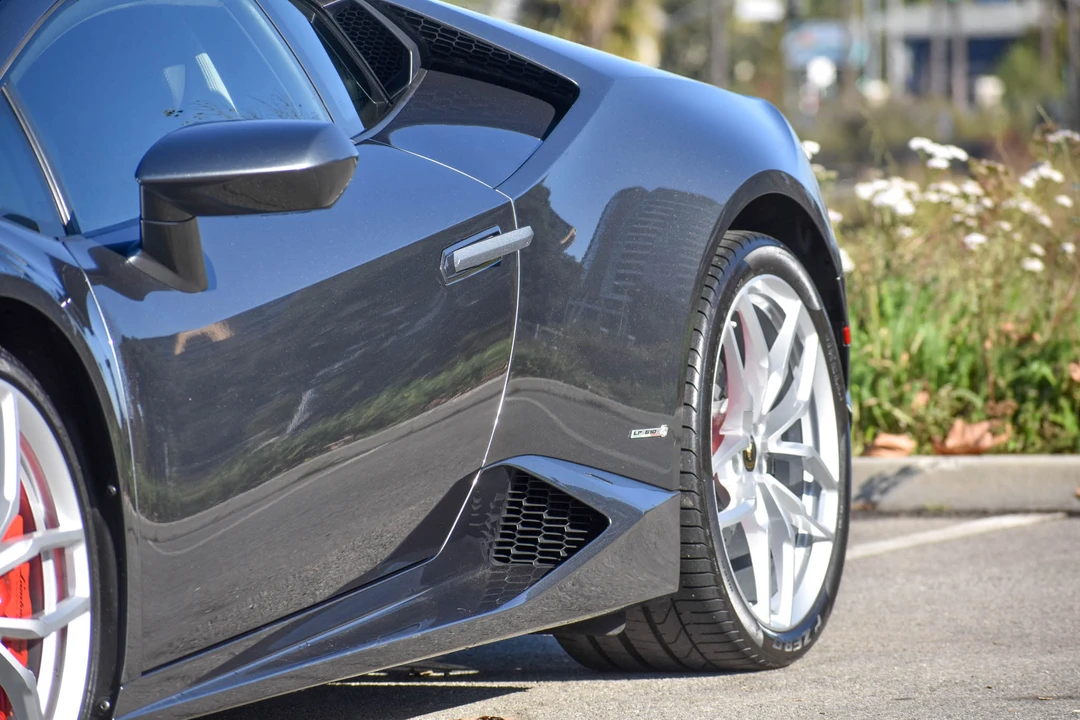 2015 Lamborghini Huracan LP610-4 - Image 30 of 31