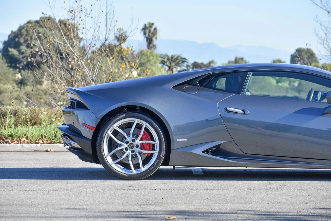 2015 Lamborghini Huracan LP610-4 - Image 13 of 31