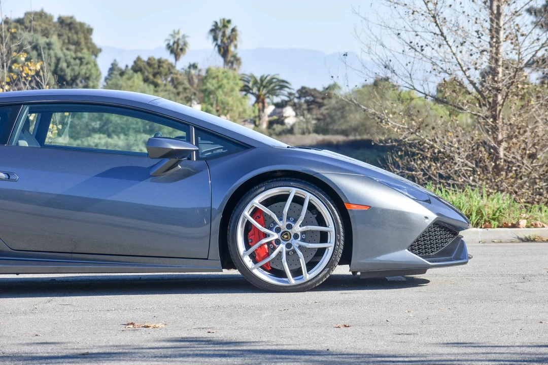 2015 Lamborghini Huracan LP610-4 - Image 14 of 31