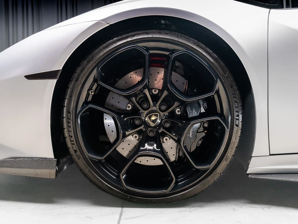 2015 Lamborghini Huracan LP610-4 - Image 24 of 31