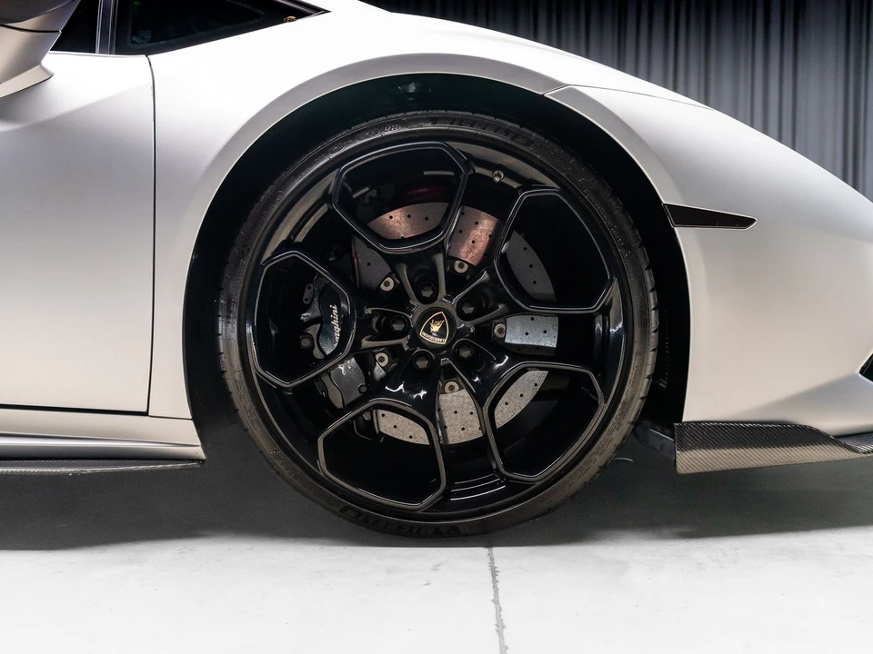 2015 Lamborghini Huracan LP610-4 - Image 28 of 31