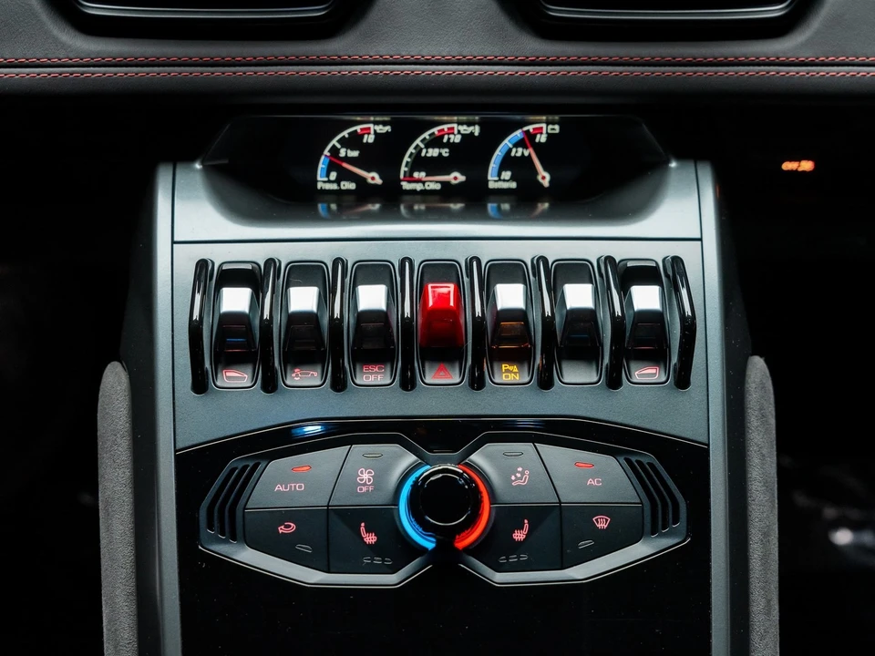 2015 Lamborghini Huracan LP610-4 - Image 7 of 12