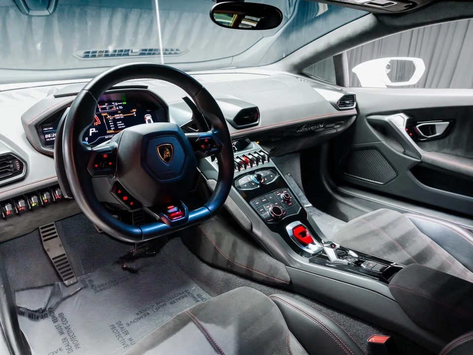 2015 Lamborghini Huracan LP610-4 - Image 5 of 12