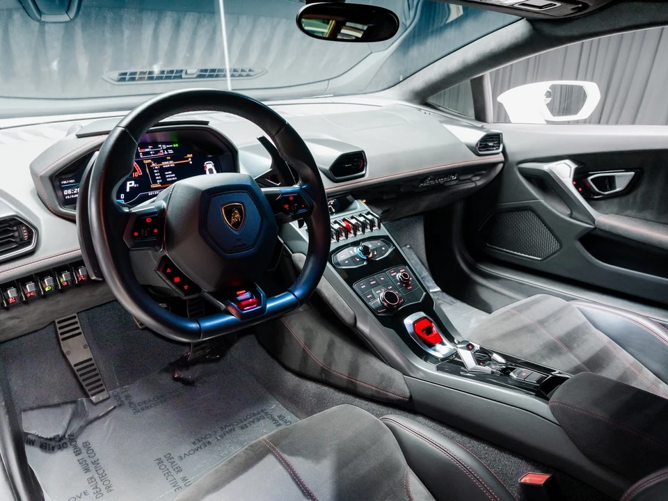 2015 Lamborghini Huracan LP610-4 - Image 5 of 12